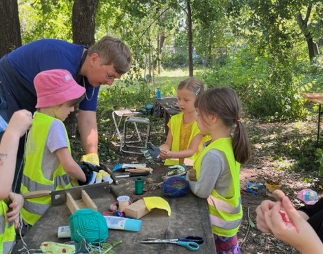 Workshop für Kinder mit Lena Rosa Händle.